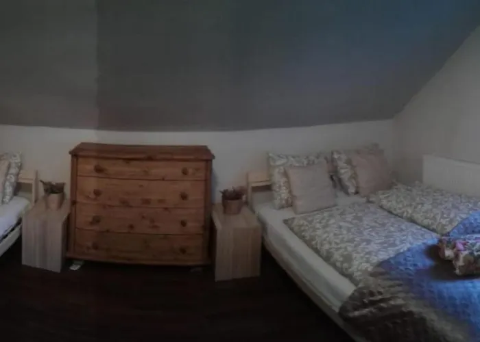 Quarto em Acomodações Particulares Goscinne Szklarka *