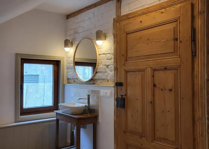 Goscinne Szklarka Homestay *